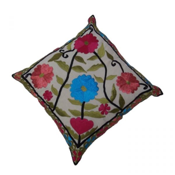 Coussin broderie sabra 28